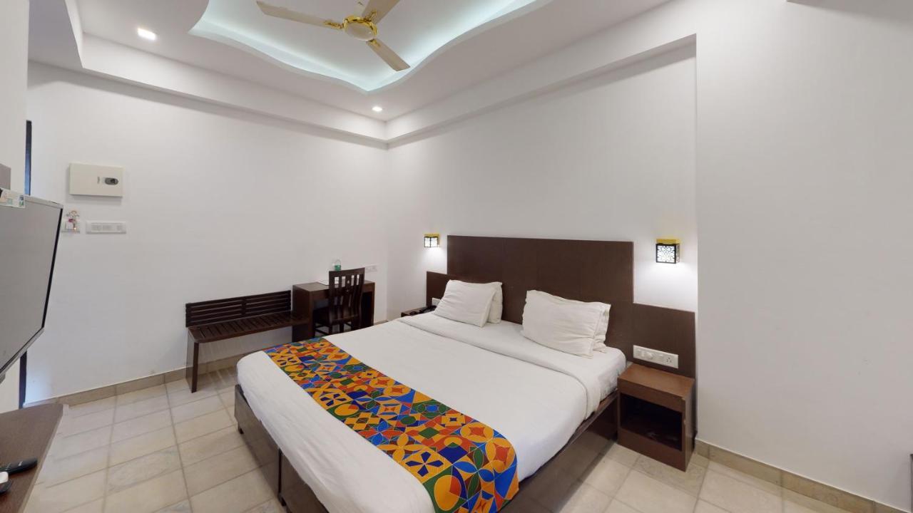 Hotel De Alcazar Calangute Extérieur photo